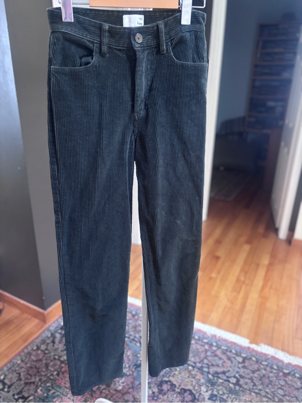 Aritzia Wilfred Free Forest Green Corduroy Pants
